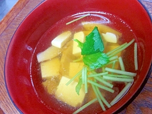 ジュワ っとした旨みが 松茸の吸い物 レシピ 作り方 By Startrek 楽天レシピ ジュワ っとした旨みが 松茸の吸い物 レシピ 作り方 By Startrek 楽天レシピ