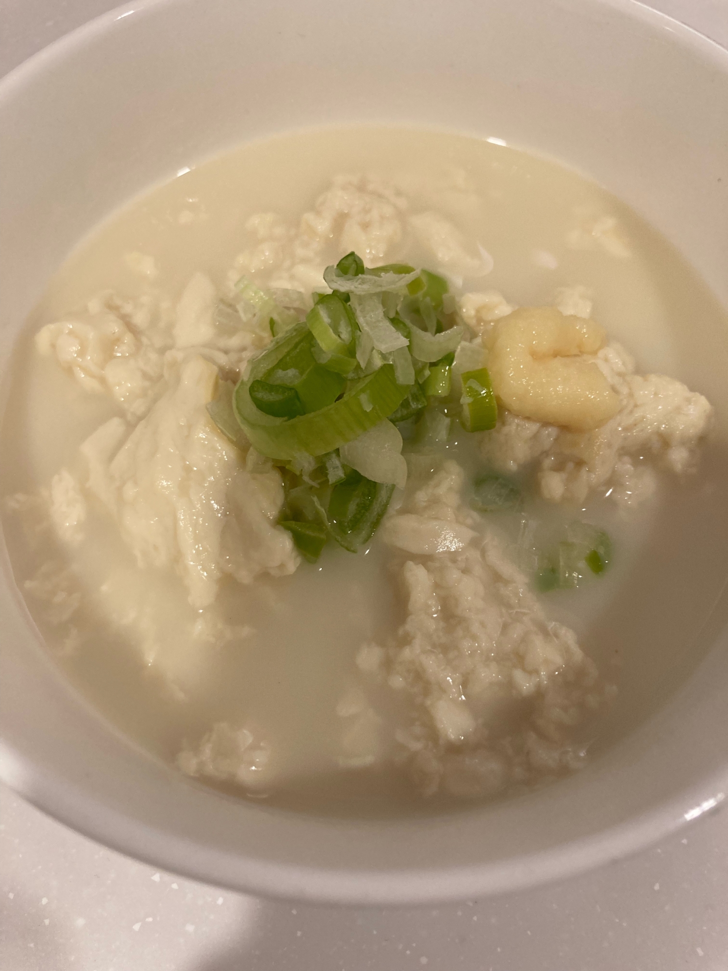 素朴な味わいで、1分で体が温まる【ゆし豆腐】!