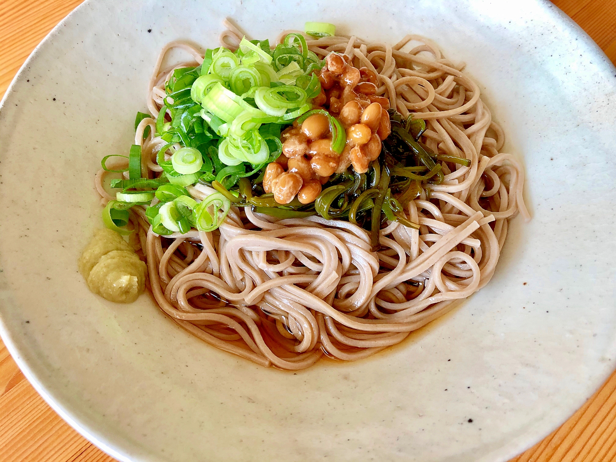 ぶっかけ！☆めかぶ納豆蕎麦