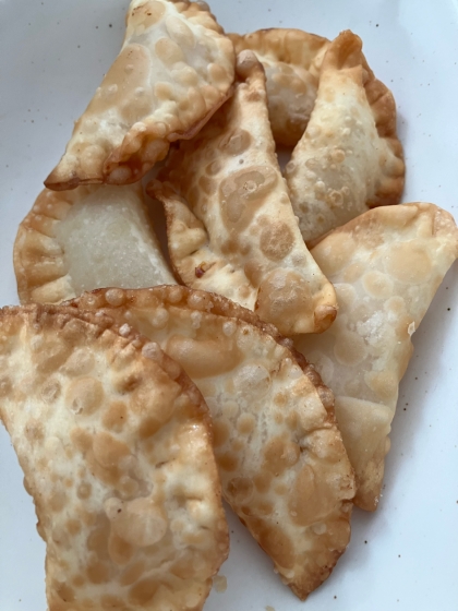 餃子の皮で超手抜きなアップルパイ
