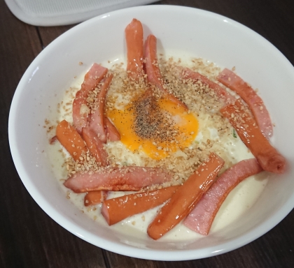 サッポロ一番塩ラーメンで作るカルボナーラ風ラーメン