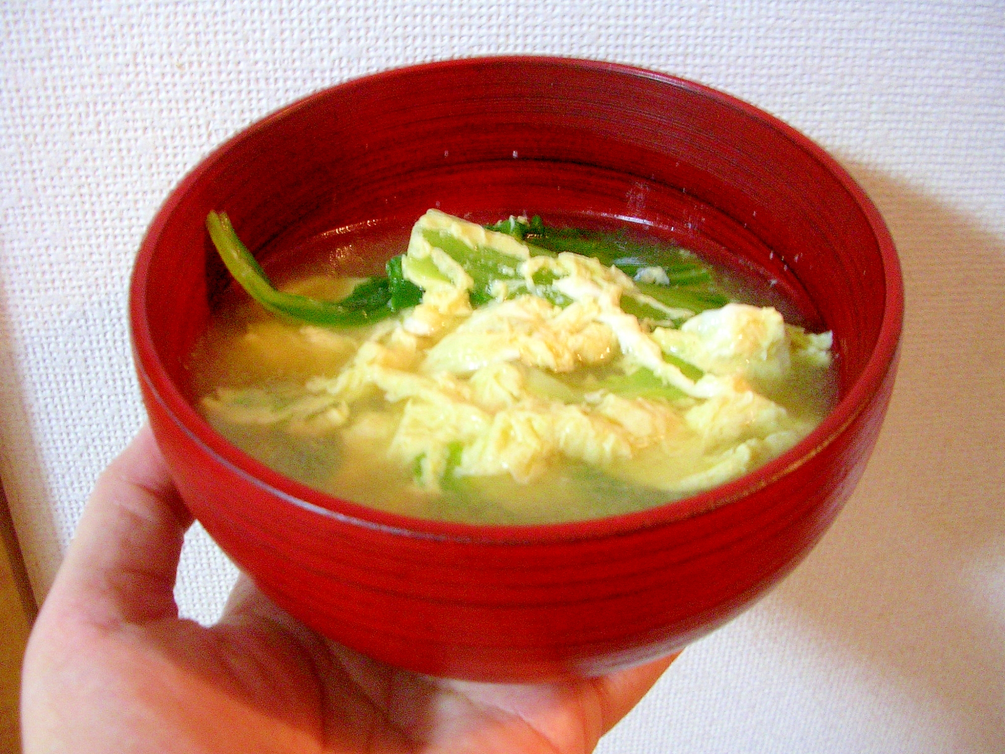 チンゲン菜と卵の唐辛子スープ