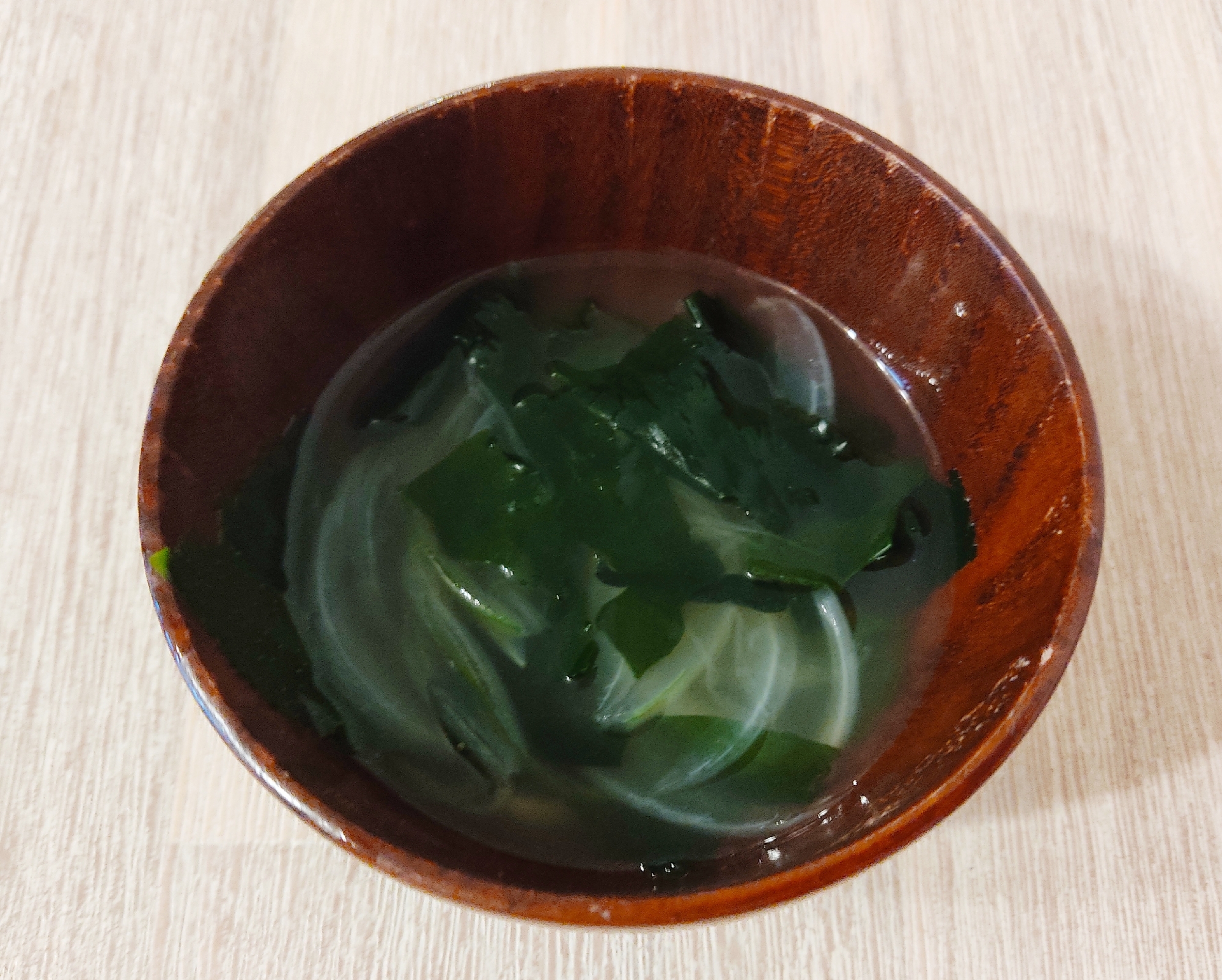 ダシダで簡単☆わかめと玉ねぎの韓国風スープ