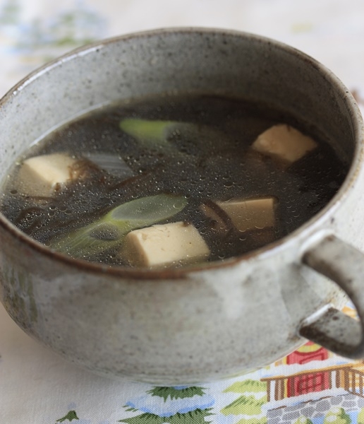 スープストックがあれば簡単　もずくと豆腐のスープ