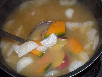 南瓜と薩摩芋の甘み、他の野菜からも出汁が出て美味しかったです。