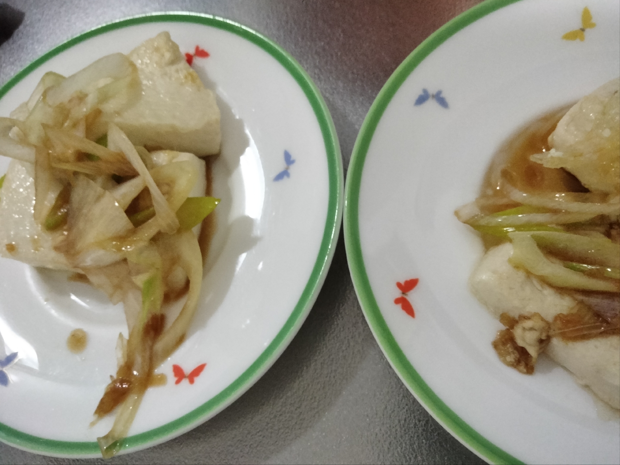 揚げ豆腐の長ねぎソース添え