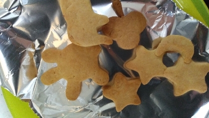 ポリ袋で簡単 サラダ油で作る型抜きクッキー レシピ 作り方 By Riku 楽天レシピ