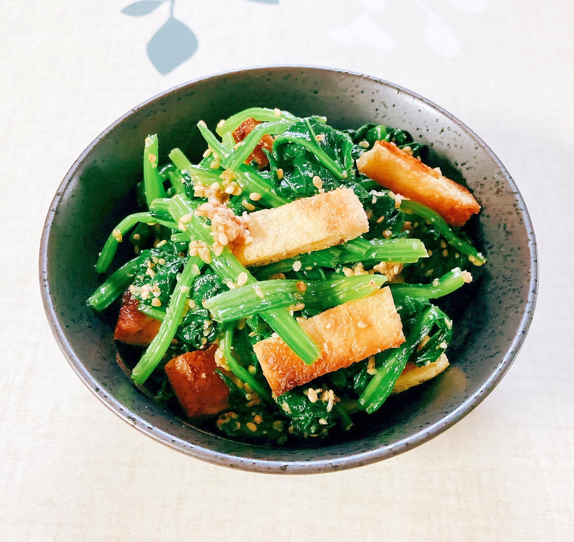 ほうれん草と油揚げの胡麻和え