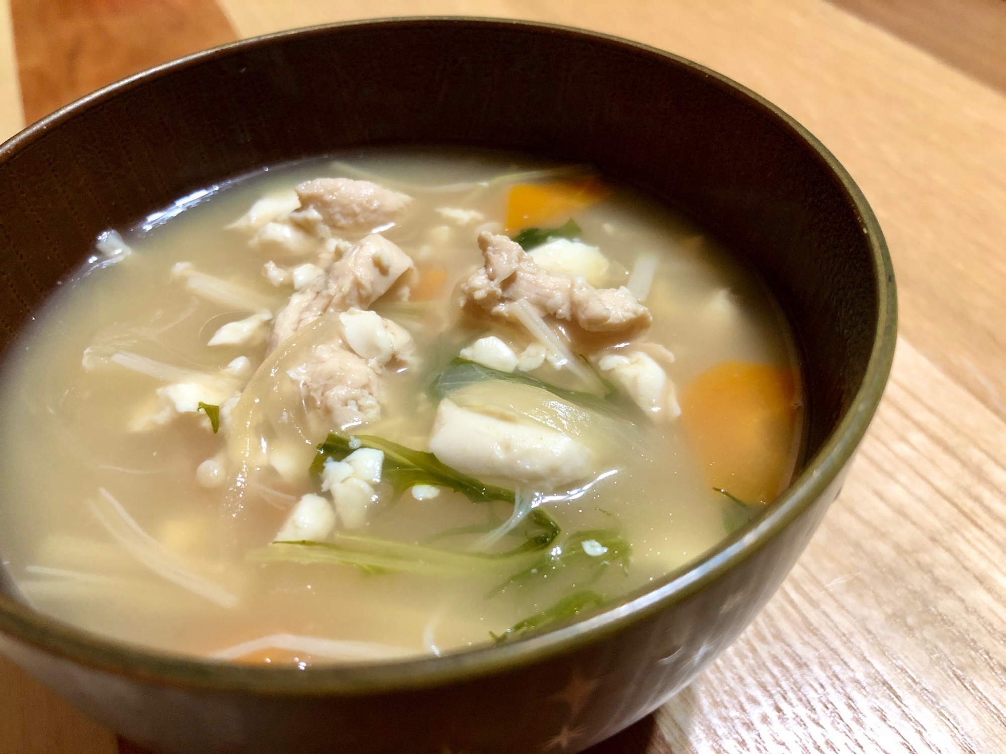 素朴でおいしい和風豆腐スープ