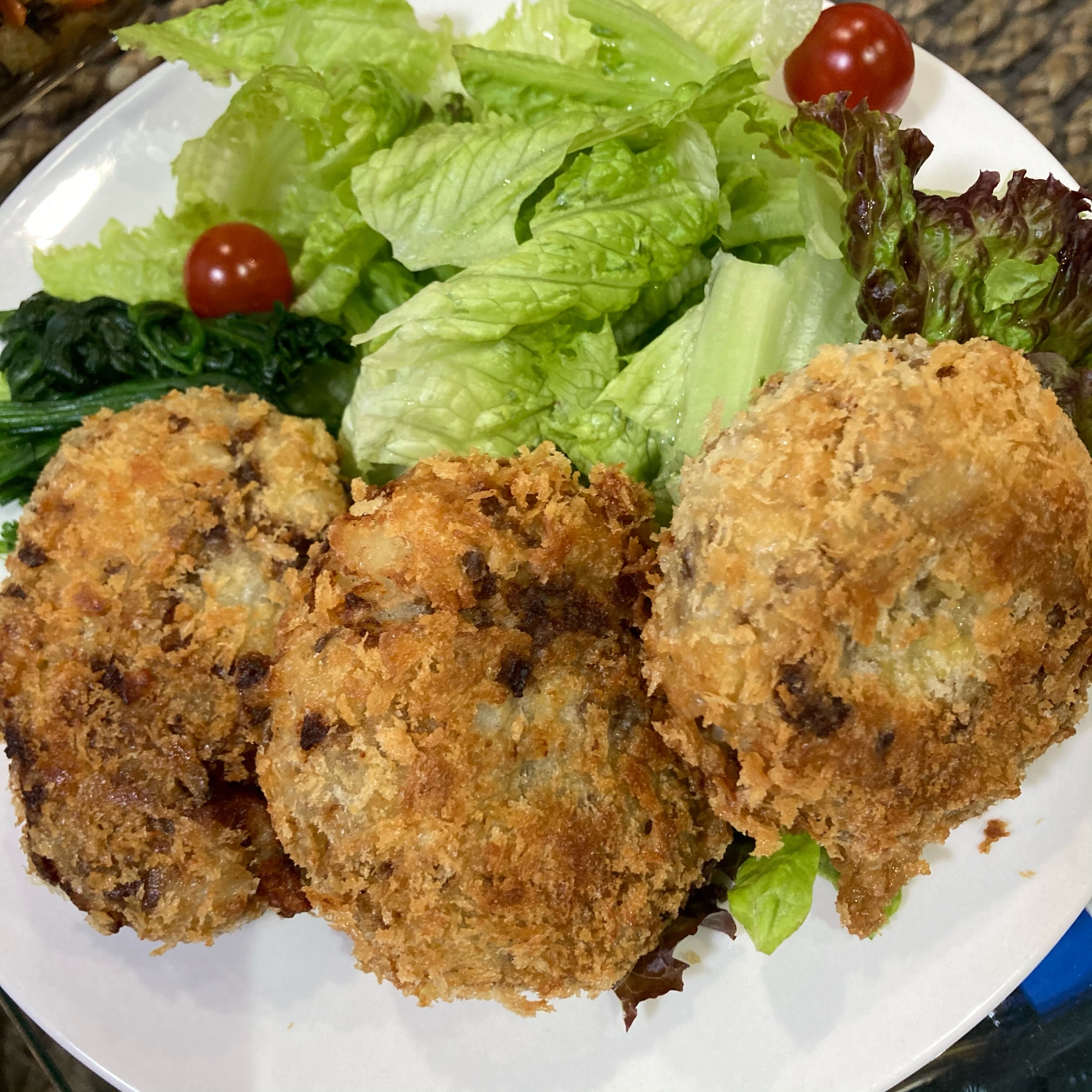 レンジ使用！少ない油でも美味⭐️揚げ焼きコロッケ