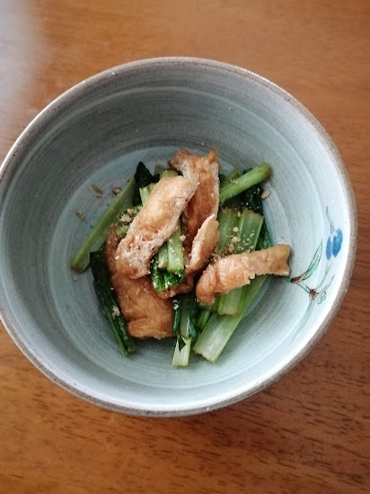 定番に飽きたら！小松菜と揚げの中華風煮浸し☆