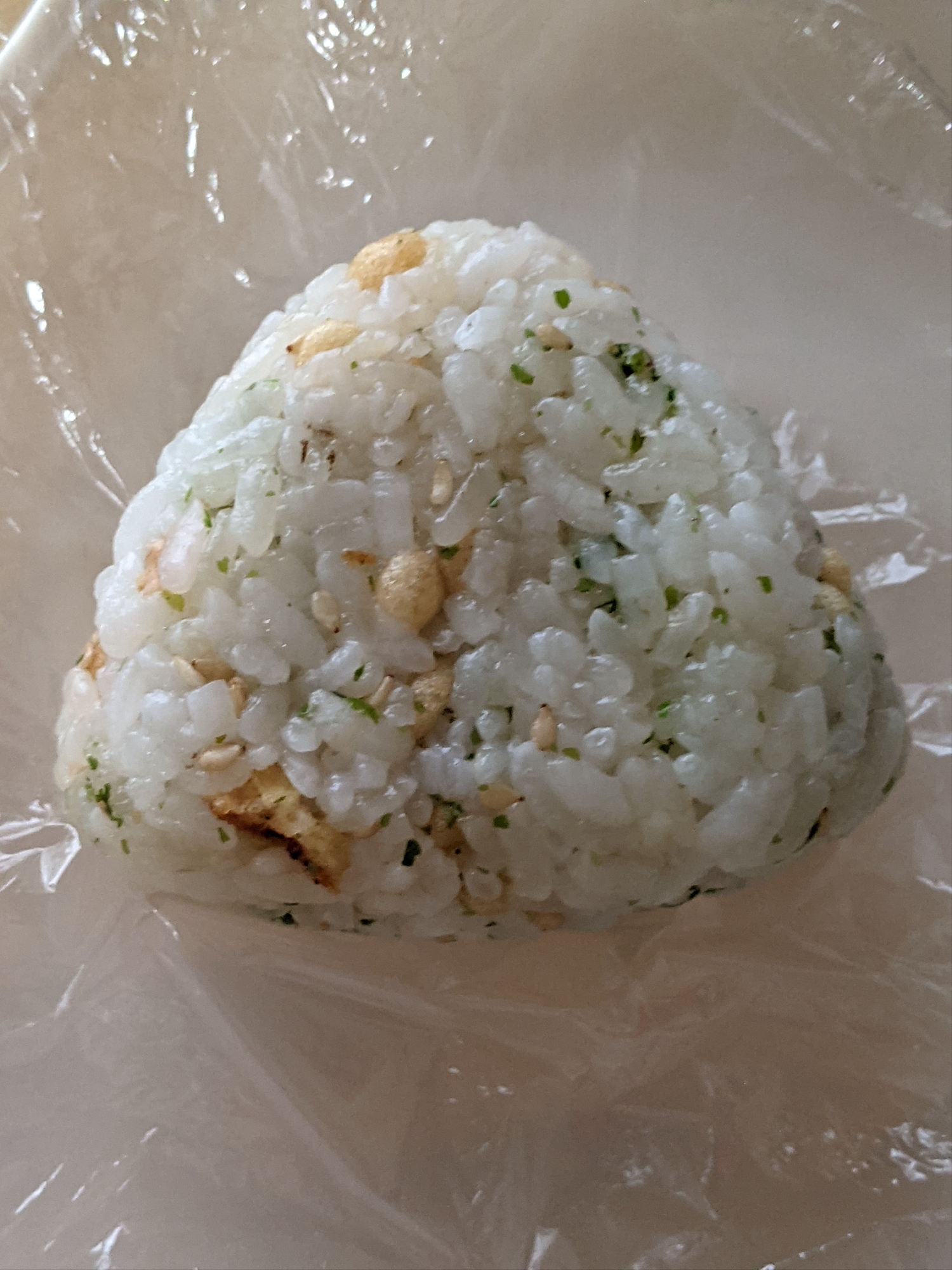 青のりと天かすのおにぎり