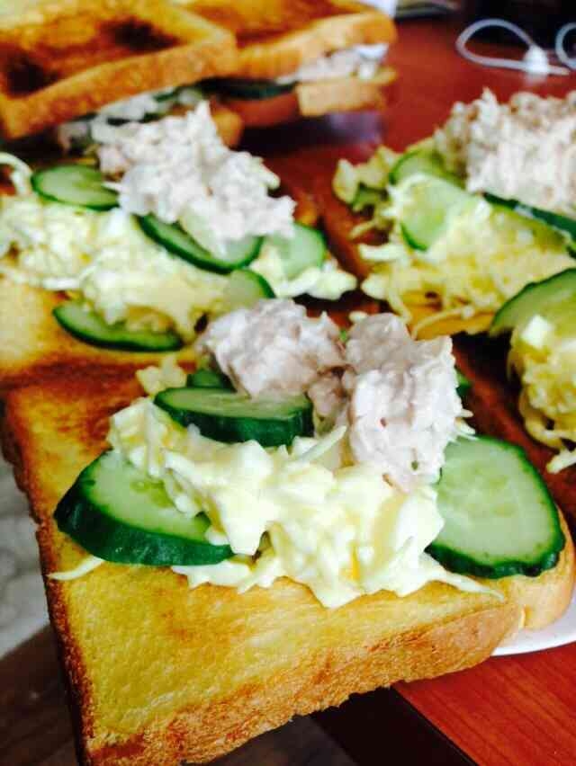 お洒落な朝食 ツナマヨ たまごのトースト レシピ 作り方 By Korie0627 楽天レシピ お洒落な朝食 ツナマヨ たまごのトースト レシピ 作り方 By Korie0627 楽天レシピ