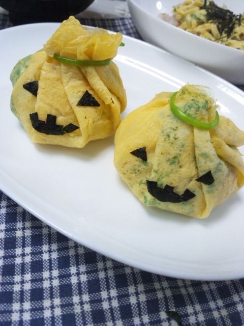 ハロウィンにぴったり! 　カボ茶巾寿司♪