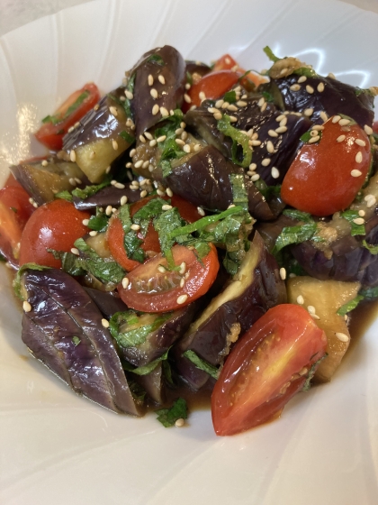 ポン酢で簡単♡レンジで♡なすとトマトの中華風サラダ