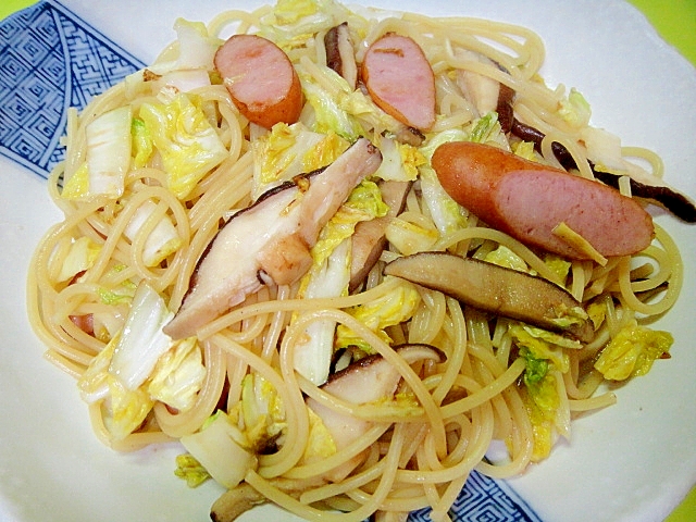 白菜とウインナー椎茸の和風パスタ