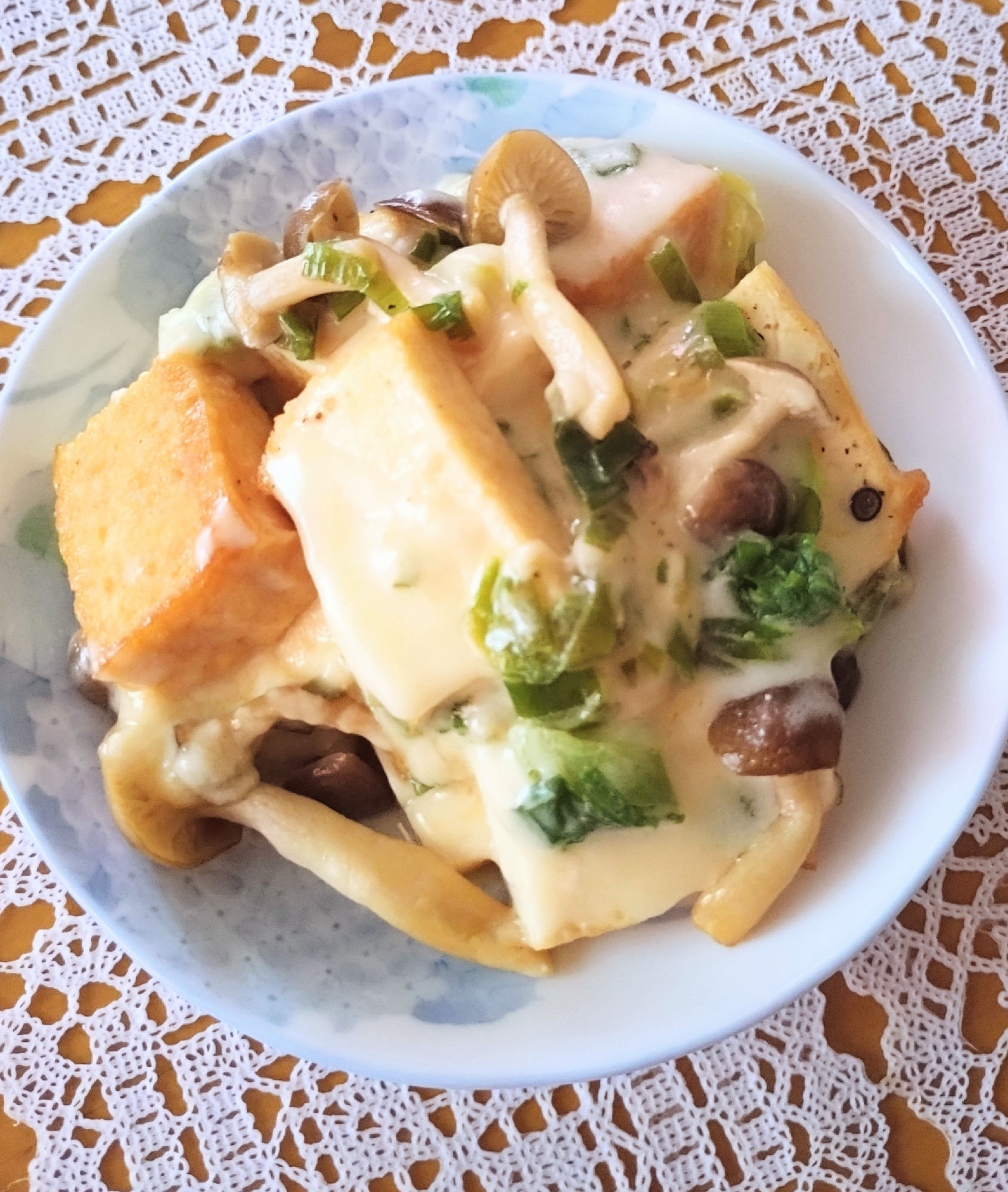 厚揚げとしめじのチーズ炒め☆