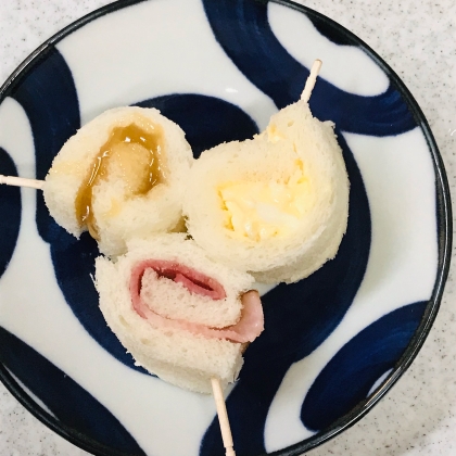 昨日お昼に食べました
1枚で3種作りました笑
ケチケチけちん坊ですね
甘いのしょっぱいの
いっぺんに食べれて
good‼︎(*´꒳`*)