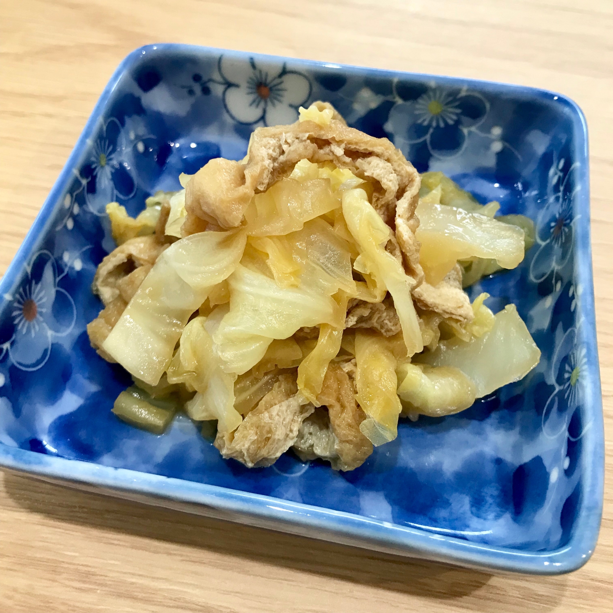 キャベツと油揚げの煮物