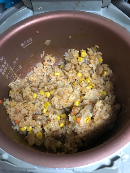 子どもが好きなコーンとソーセージを加えて作りました。
調味料の配合がグッド。ありがとうございます