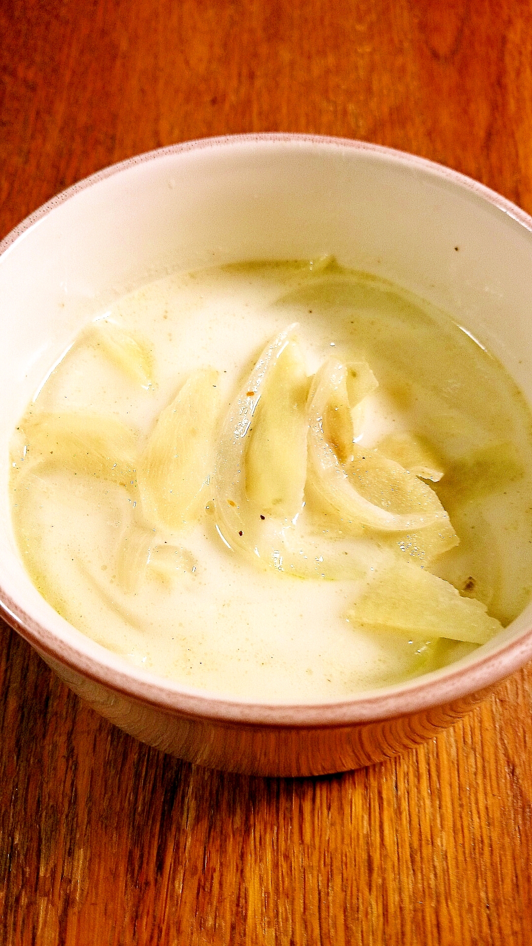 時短レシピ　ゴボウと玉ねぎの和風クリームスープ