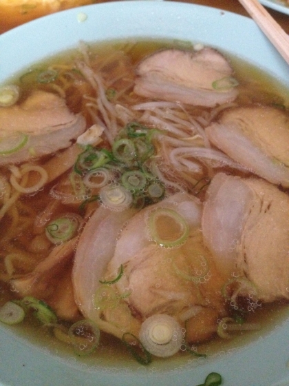 今まで湯がくだけだったけど一手間でラーメンの味が違いますね(o^^o)
たっぷり食べれるので今度はキャベツもINしてみます♪