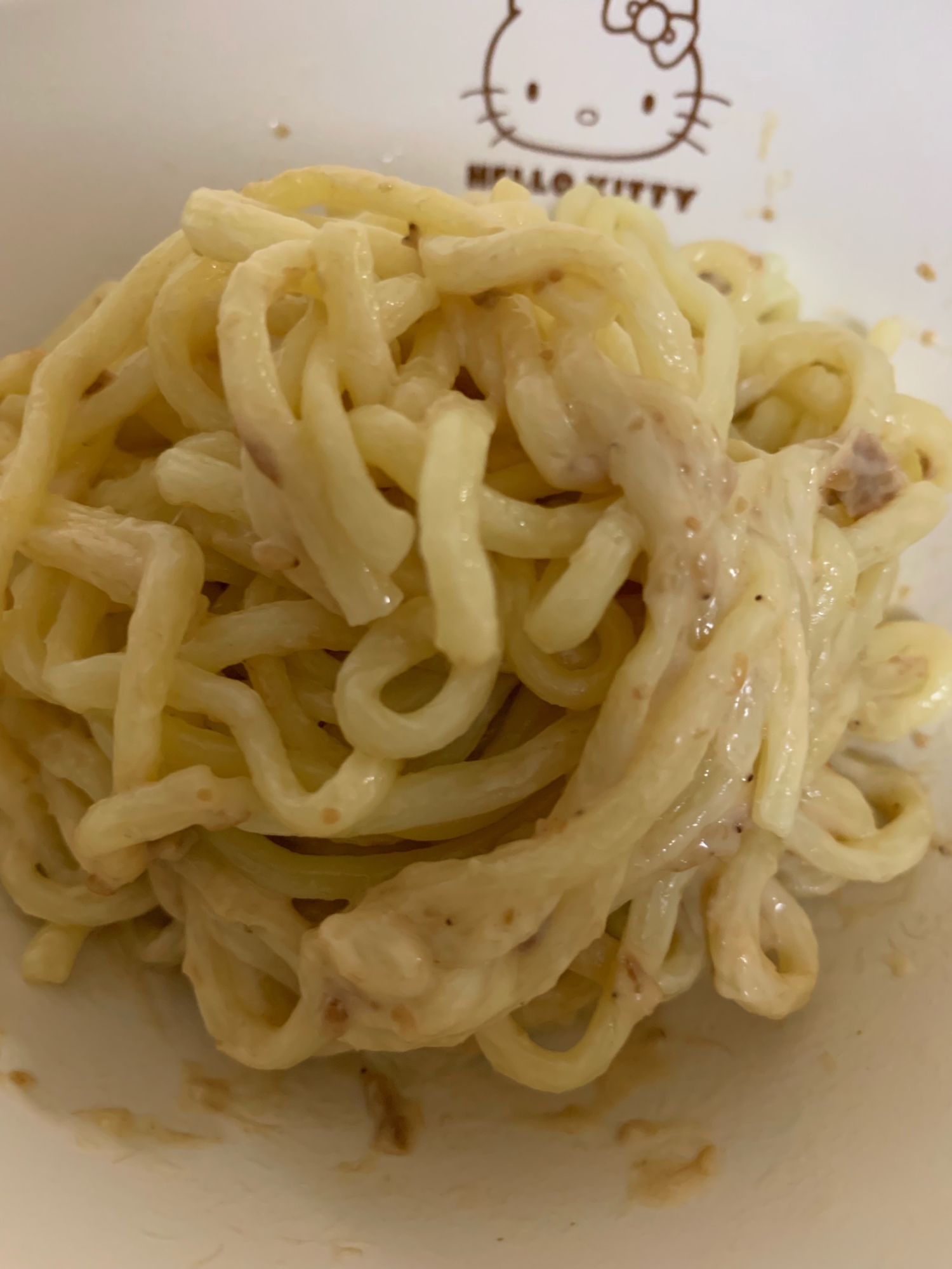 茹でたパスタにあえるだけツナパスタ