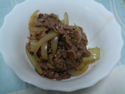 ご飯に乗っけて牛丼弁当にすればよかった～！！ご飯にめっちゃ合いますね♪ご馳走様（*＾０＾*）