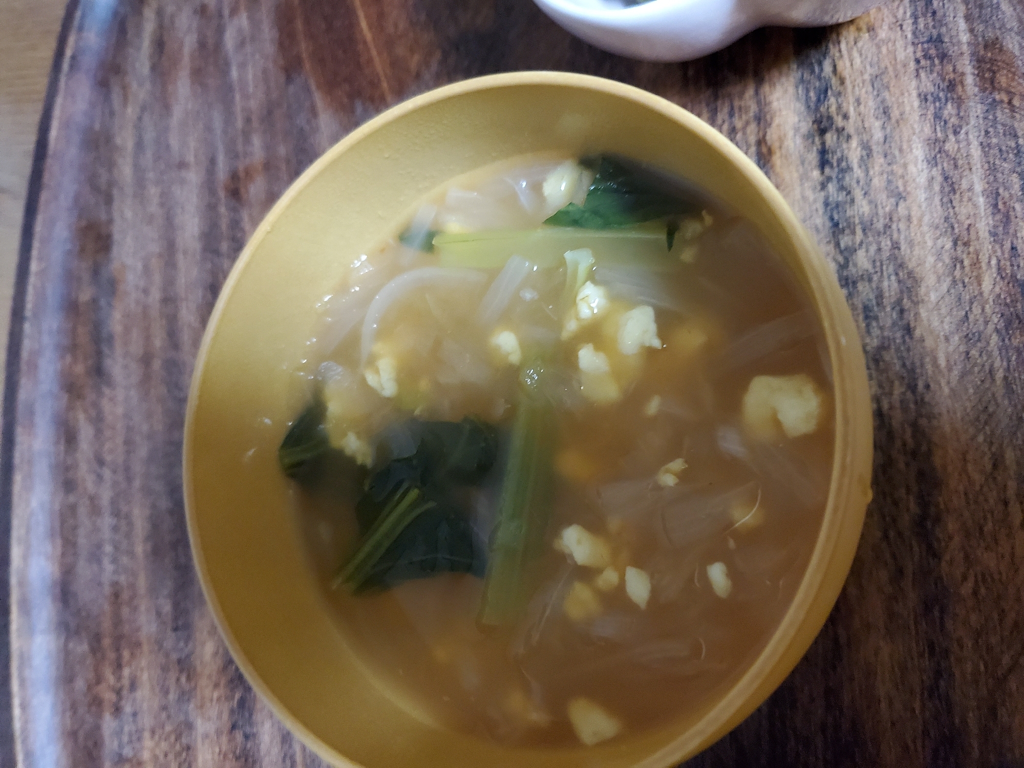 小松菜と玉ねぎと炒り卵のお味噌汁
