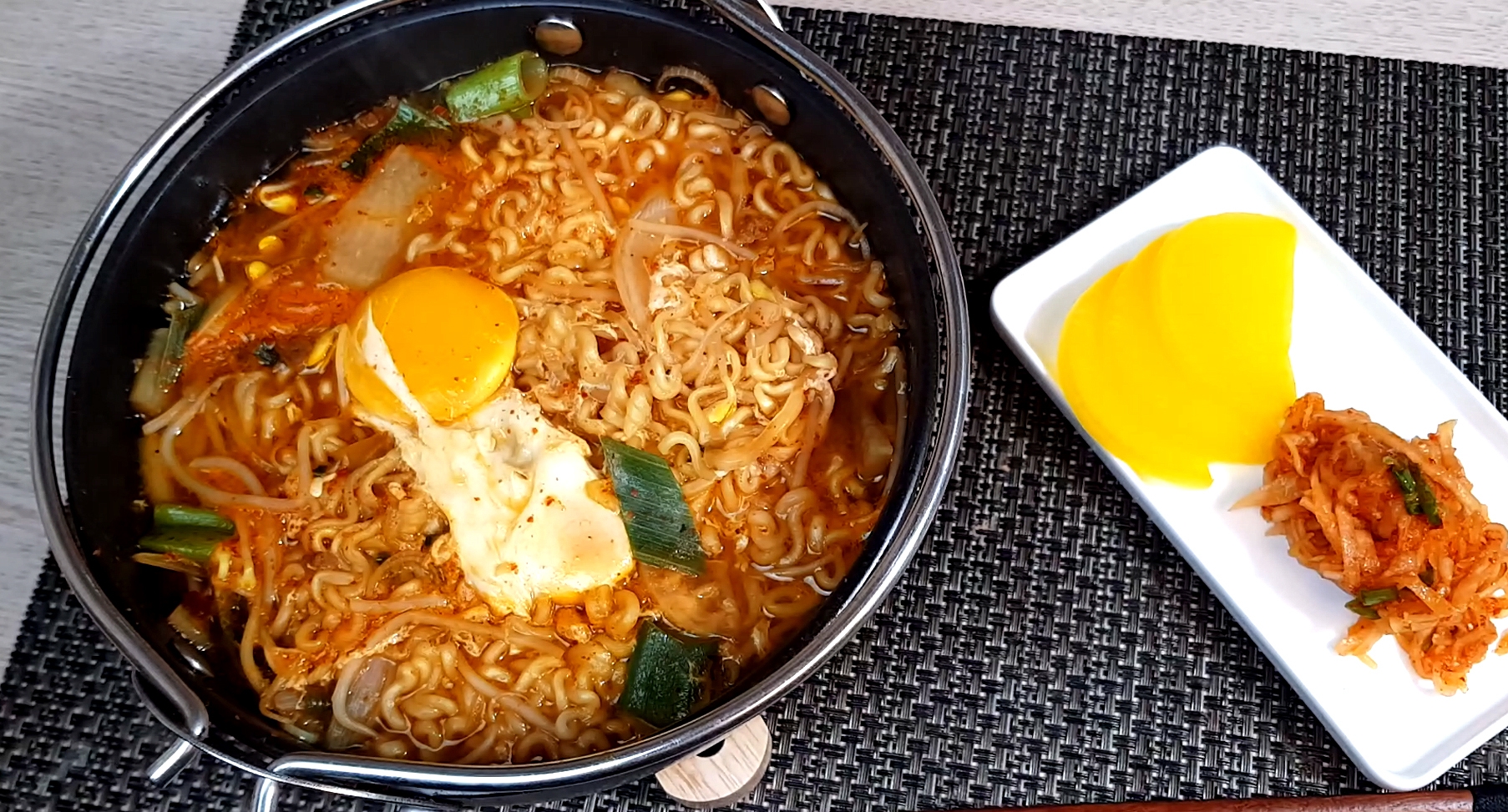 韓国うちご飯。　へジャンラーメン