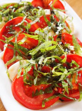 和風カプレーゼ（トマトとモッツァレラのサラダ）