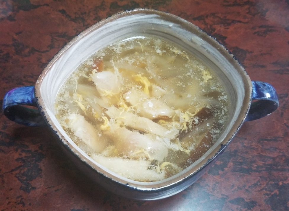 生しいたけと玉ねぎの中華スープ