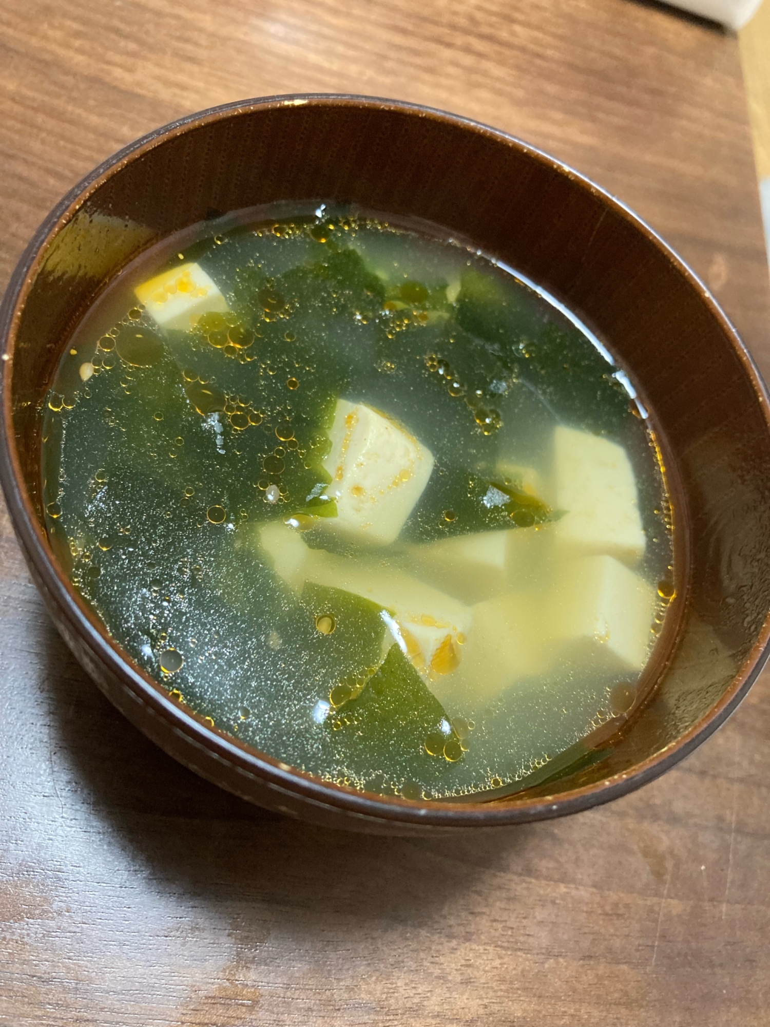 豆腐とわかめの中華スープ
