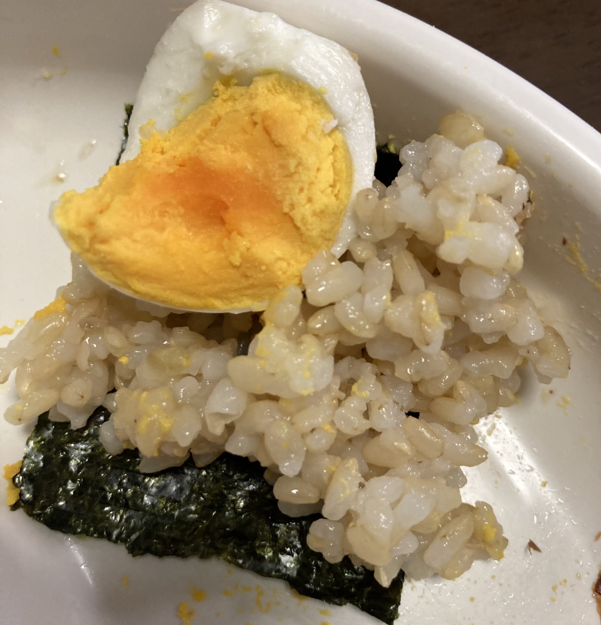 玄米ゆで卵おにぎり！