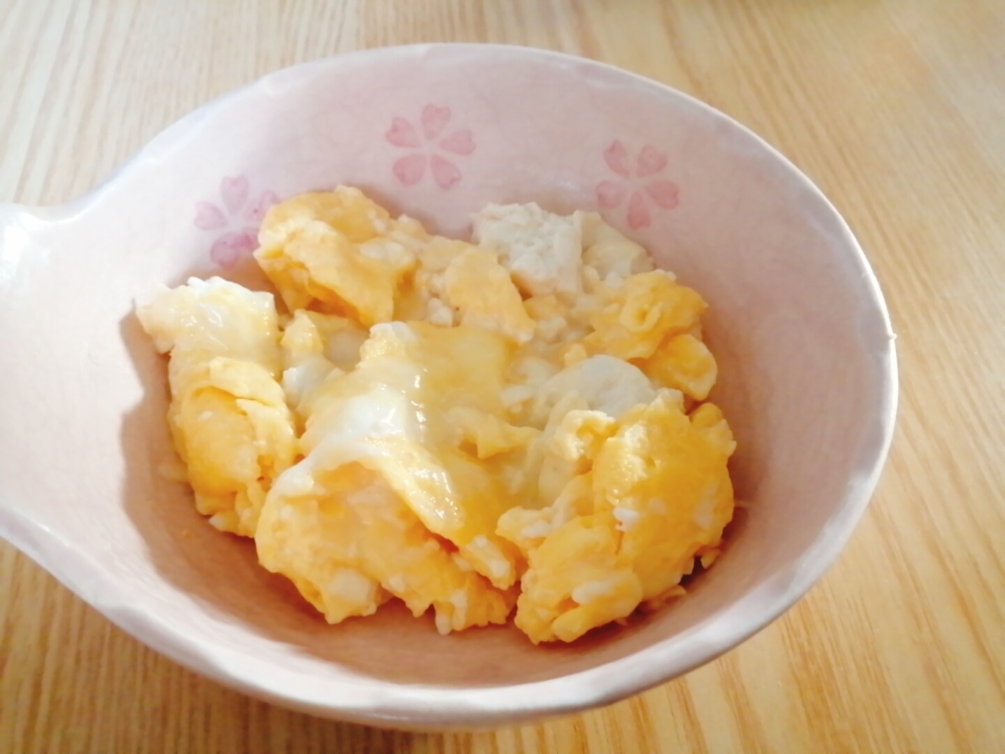 卵と豆腐のチーズ炒め