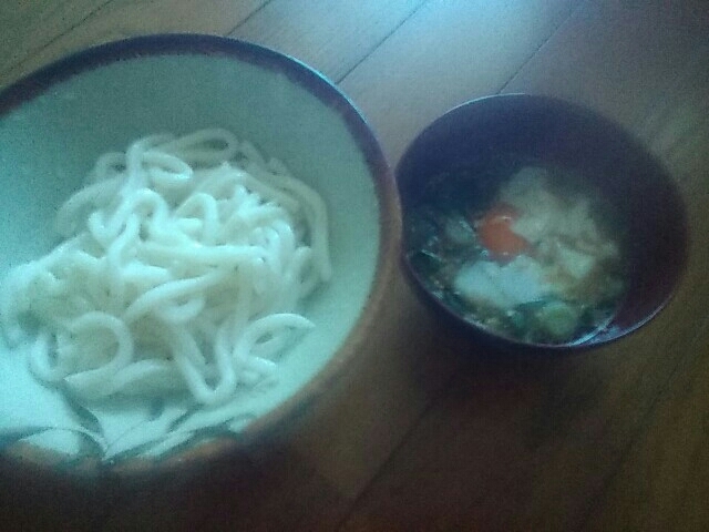 温泉卵のつけ冷うどん