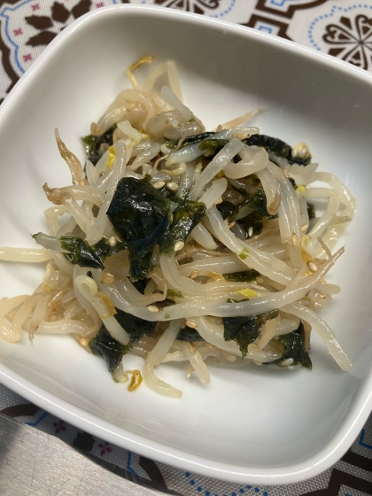 ご近所さんに頂いた韓国海苔を加えてみました。美味しかったです。