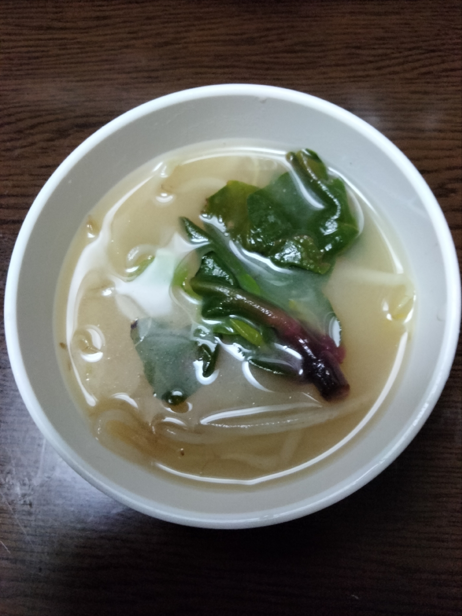 もやしとつるむらさきの味噌汁