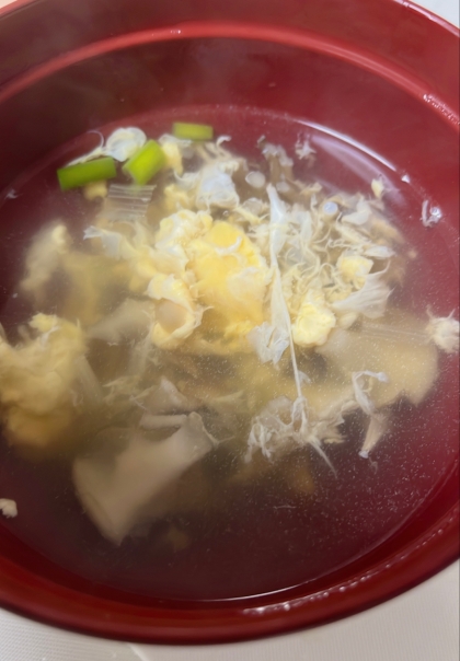 きのことわかめの中華スープ