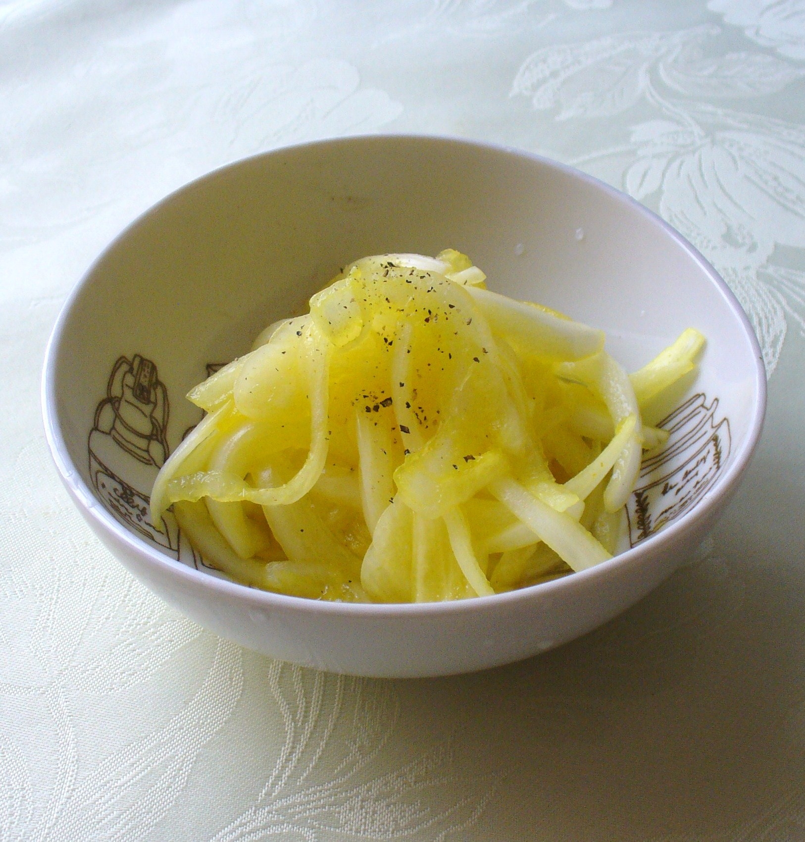 作り置きおかず♪新玉ねぎのカレーマリネ