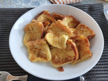 パン粉でフワフワ！(^^)フレンチトースト♪