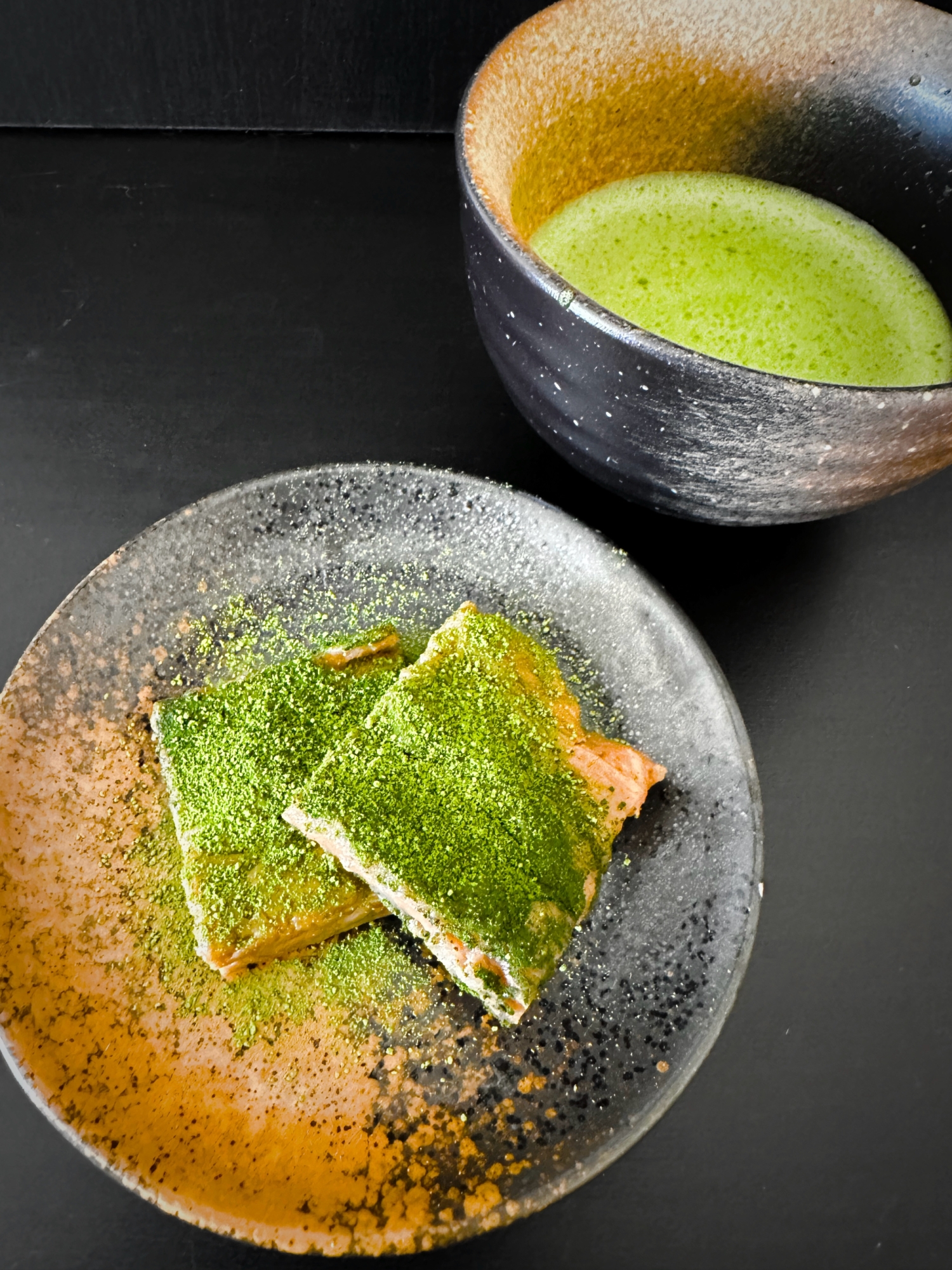 ぷにゅっととろける抹茶ヘーゼルナッツチョコわらび餅