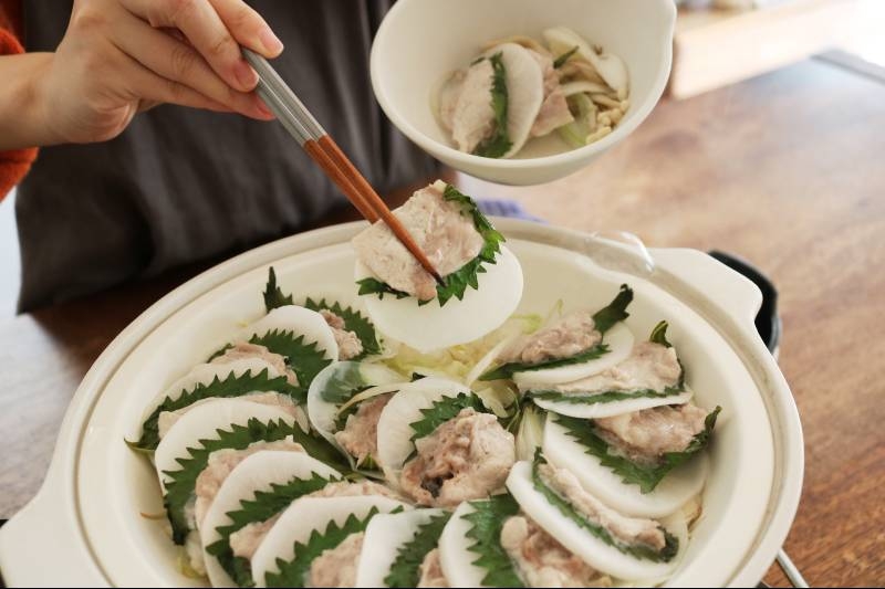 2種類のタレで楽しむ 蒸し野菜鍋 レシピ 作り方 By 楽天出店店舗 アンジェ Web Shop 楽天レシピ