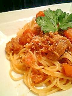 豚ももブロックのトマト煮を使って簡単パスタ♪