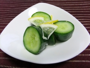 リンゴ酢で簡単さっぱりきゅうりの甘酢漬け