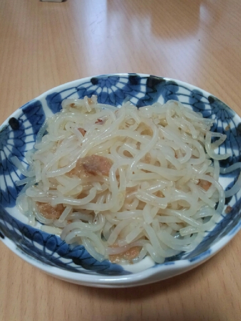 カロリー控えめ!糸こんにゃくの梅おかか風味