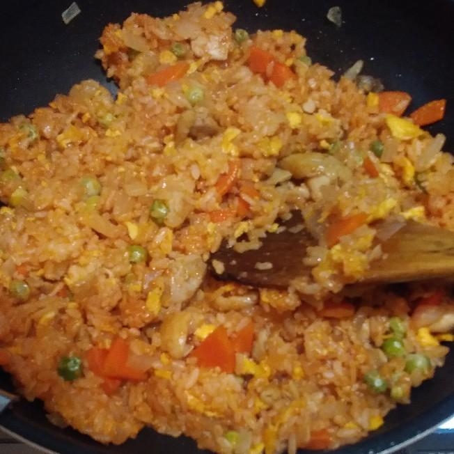 うすいえんどう豆入り★チキンライス