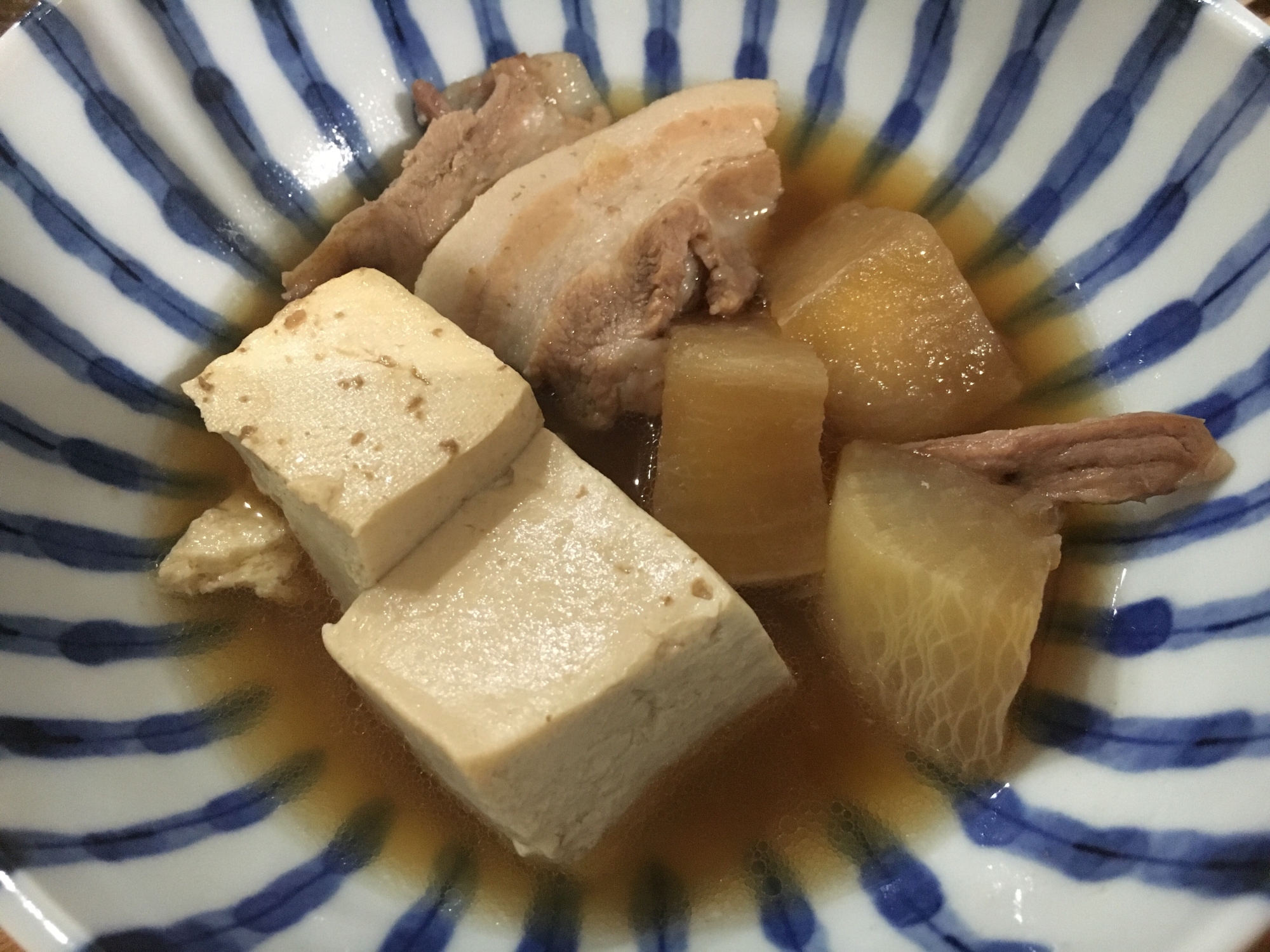 豚バラと豆腐 大根の煮物