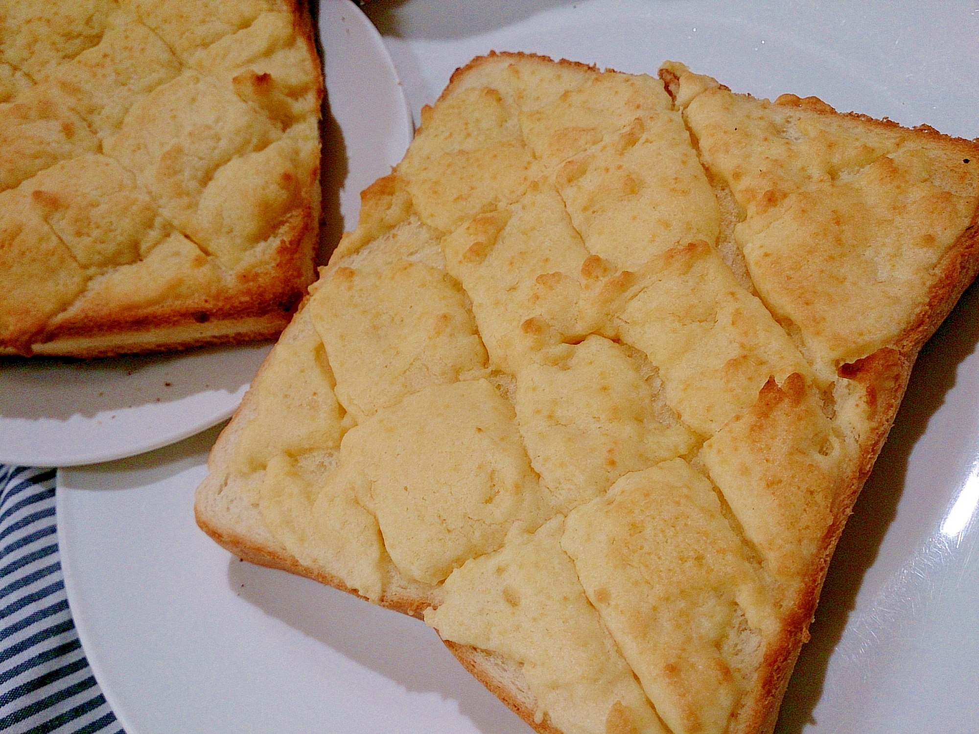 朝食におやつに★簡単メロンパン風トースト★