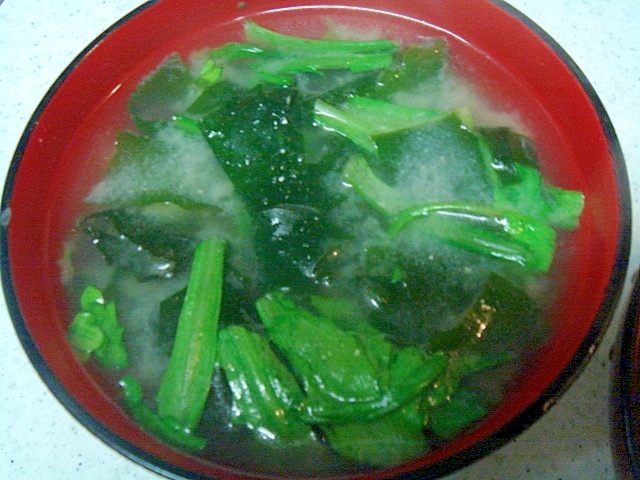 菊菜とワカメの中華風味噌汁